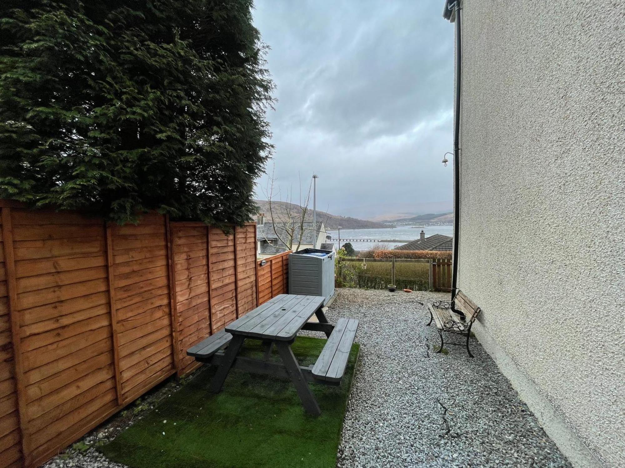Alma Apartment Fort William Exterior photo